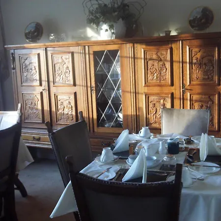 Holiday home Dirreen House Killarney